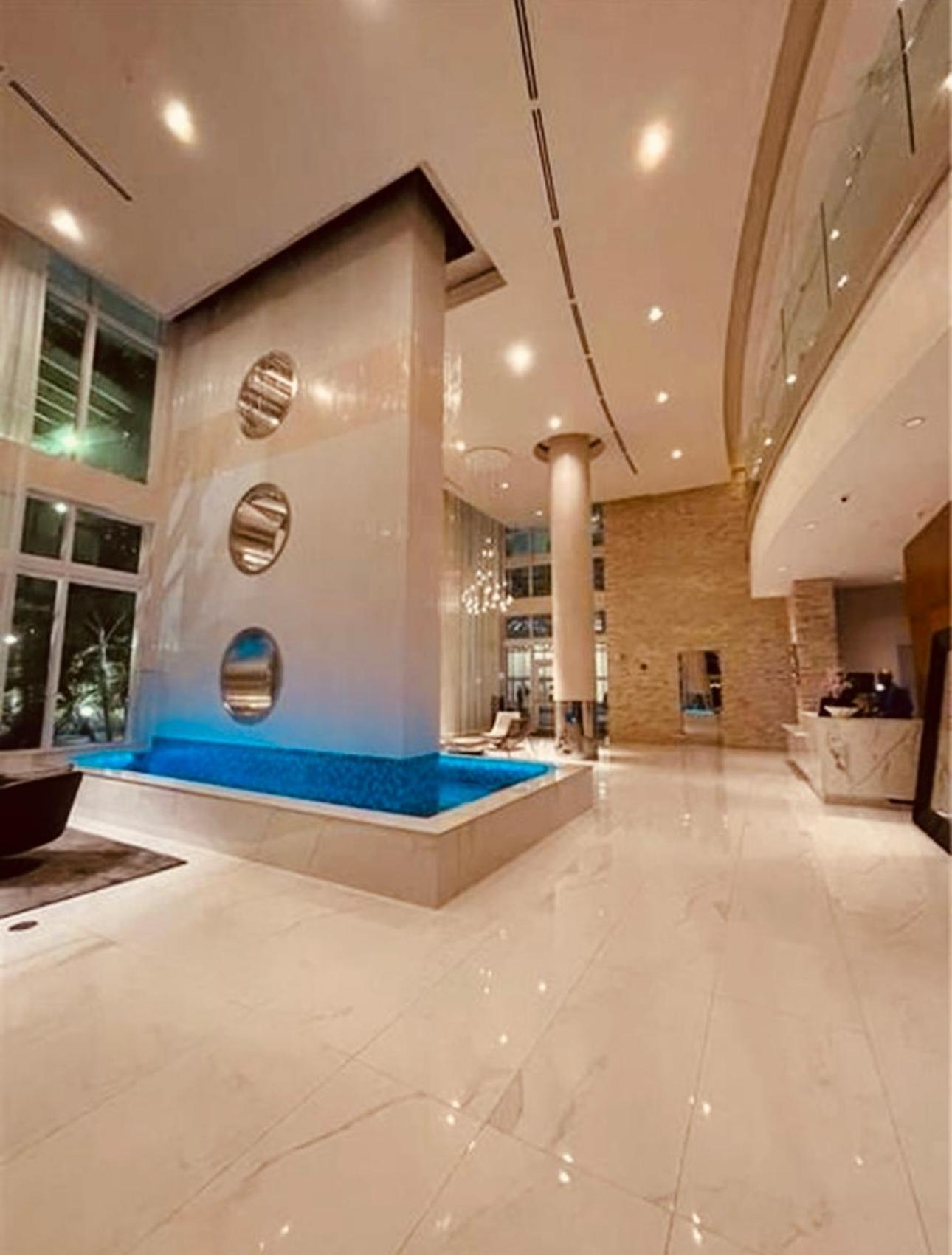 דירות 2 Story Loft Downtown מיאמי מראה חיצוני תמונה